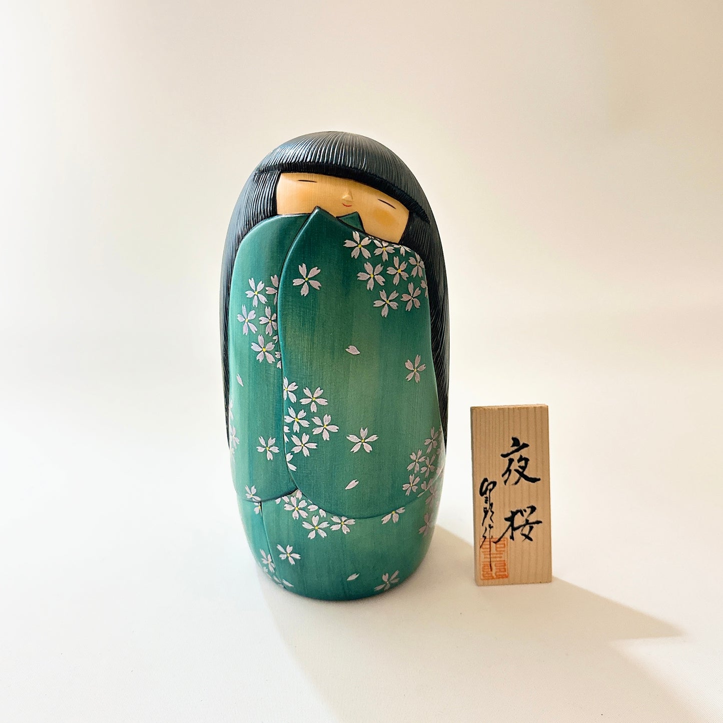 "Yozakura"(Cherry blossoms at night) Made by Yuji Okamoto