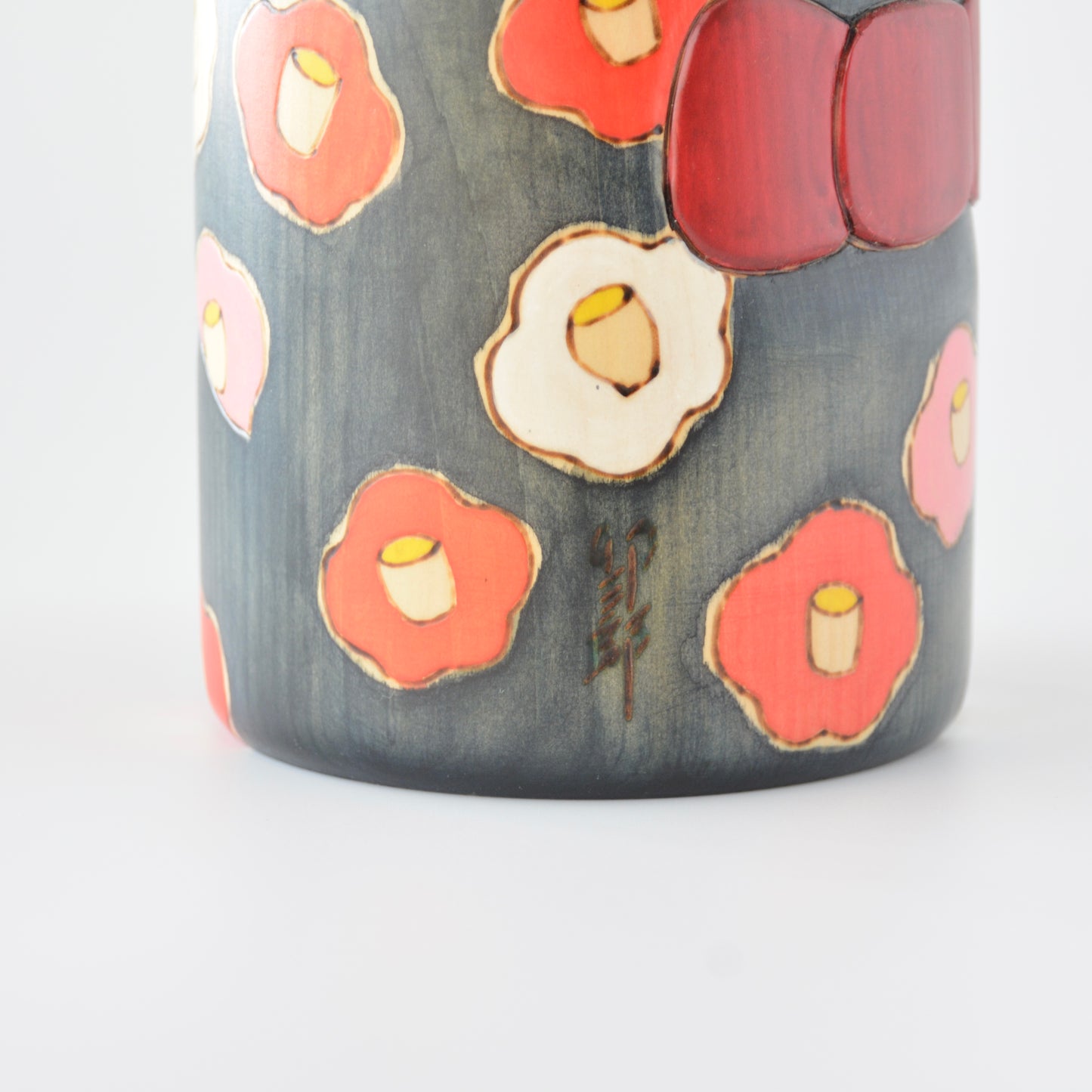 “Tai shun” (Wait for spring) Made by Yuji Okamoto