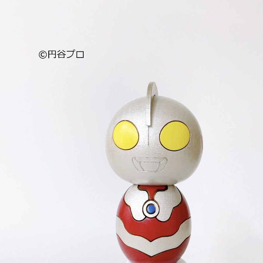 ウルトラマン